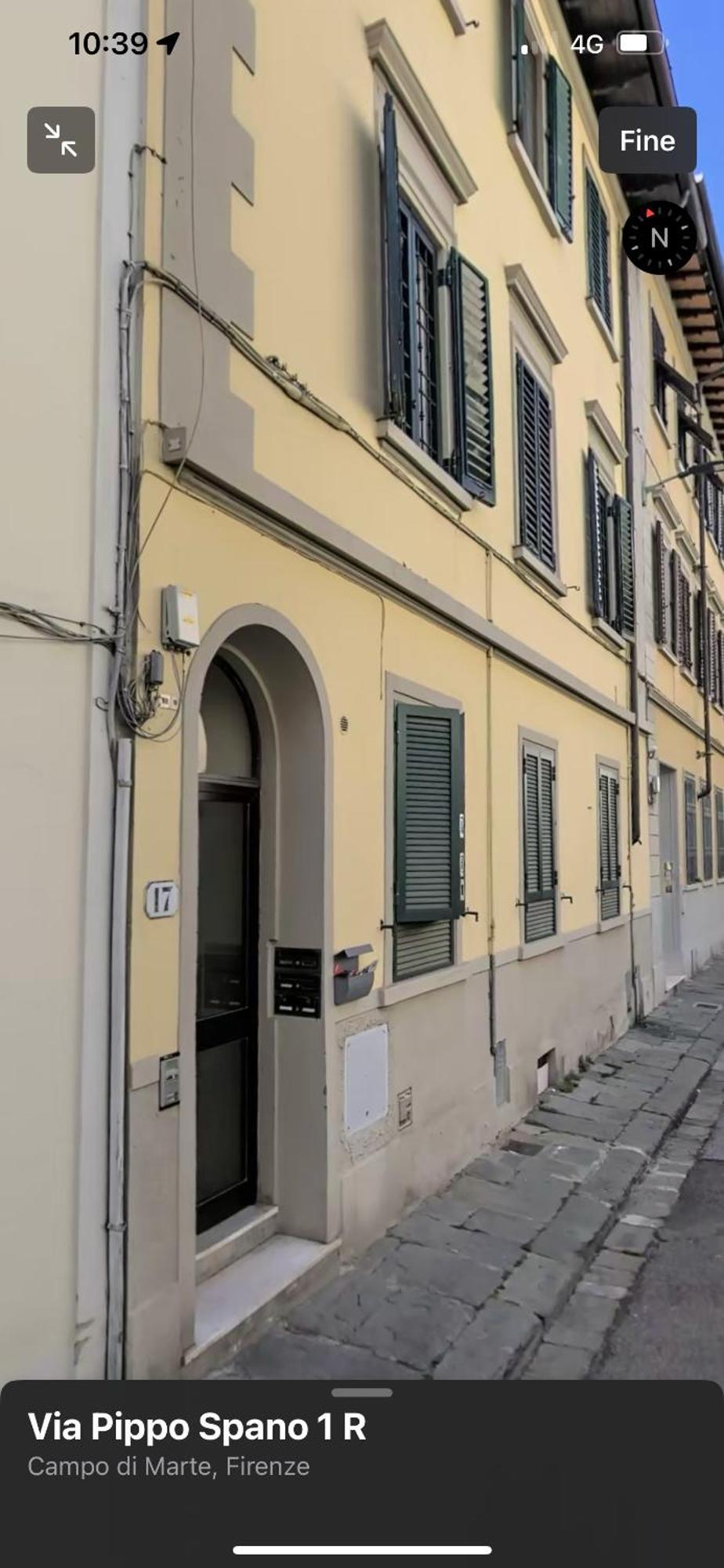 Flo Liberta' Wood Apartment Florence